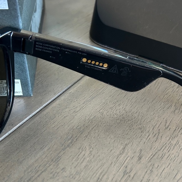Bose Frames Soprano  Audio Sunglasses - Picture 5 of 15